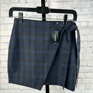 💙 Express Plaid Wrap Mini Skirt Size 00 NWT